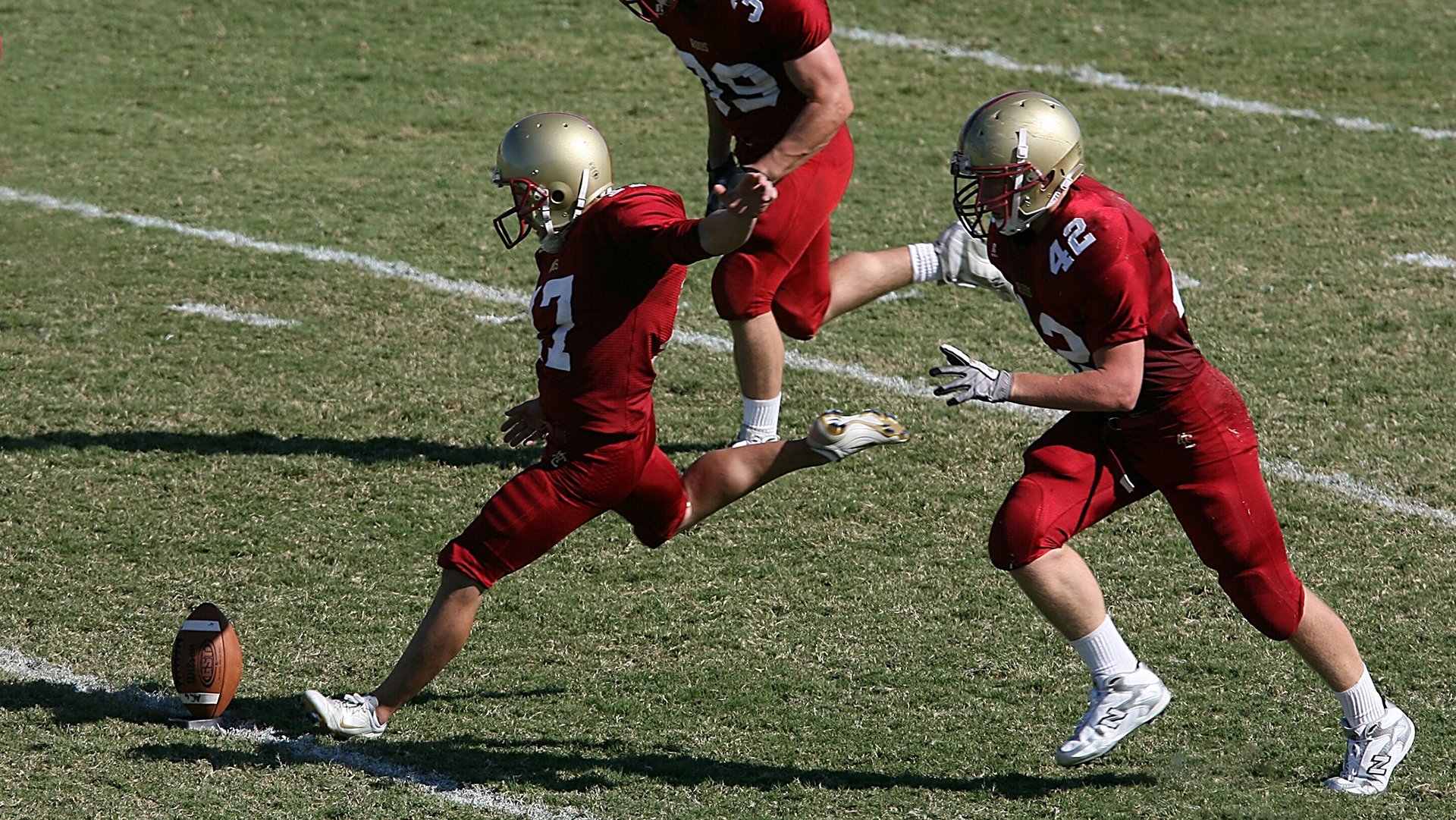 基恩驾临佛罗伦萨，率队轻取帕尔马，基恩·弗朗索瓦