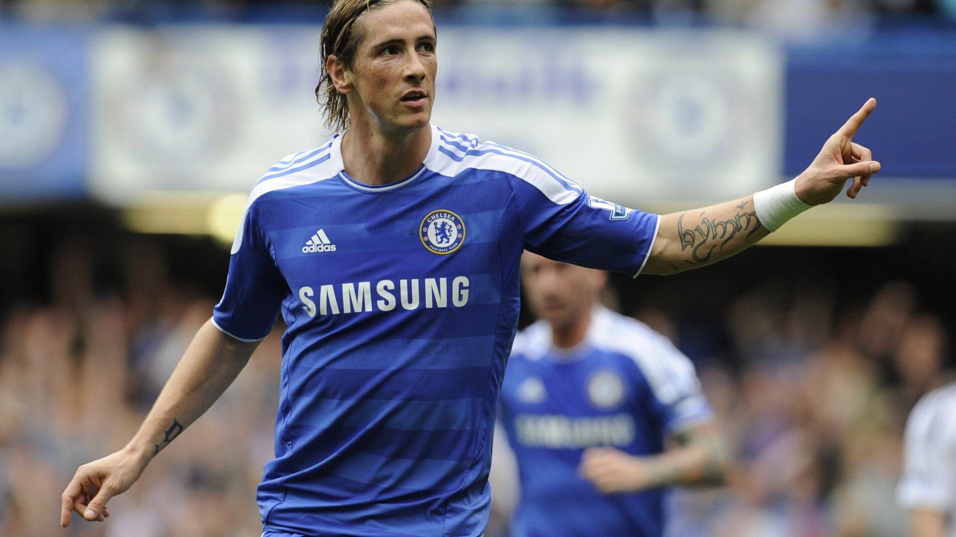 德甲榜首更迭：莱比锡在最后时刻绝杀多特，莱比锡德乙